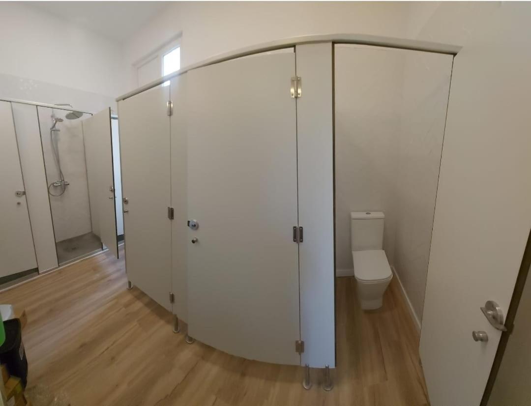 Hostal Andrea Sol Madrid Ngoại thất bức ảnh