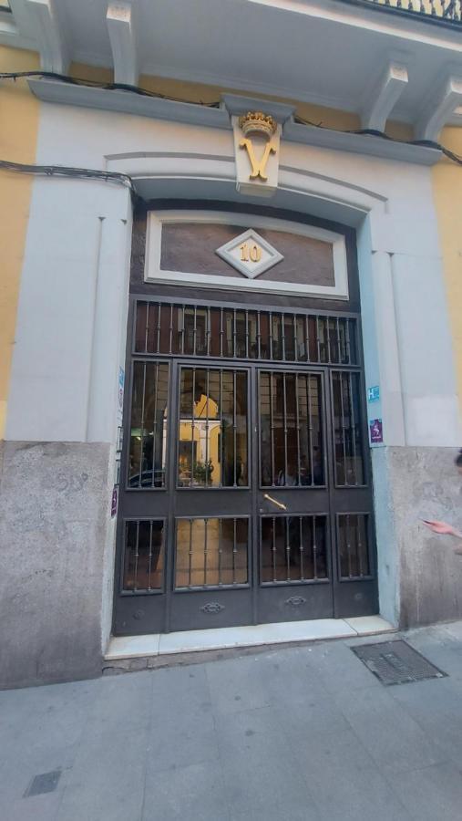 Hostal Andrea Sol Madrid Ngoại thất bức ảnh