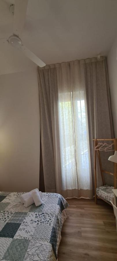 Hostal Andrea Sol Madrid Ngoại thất bức ảnh