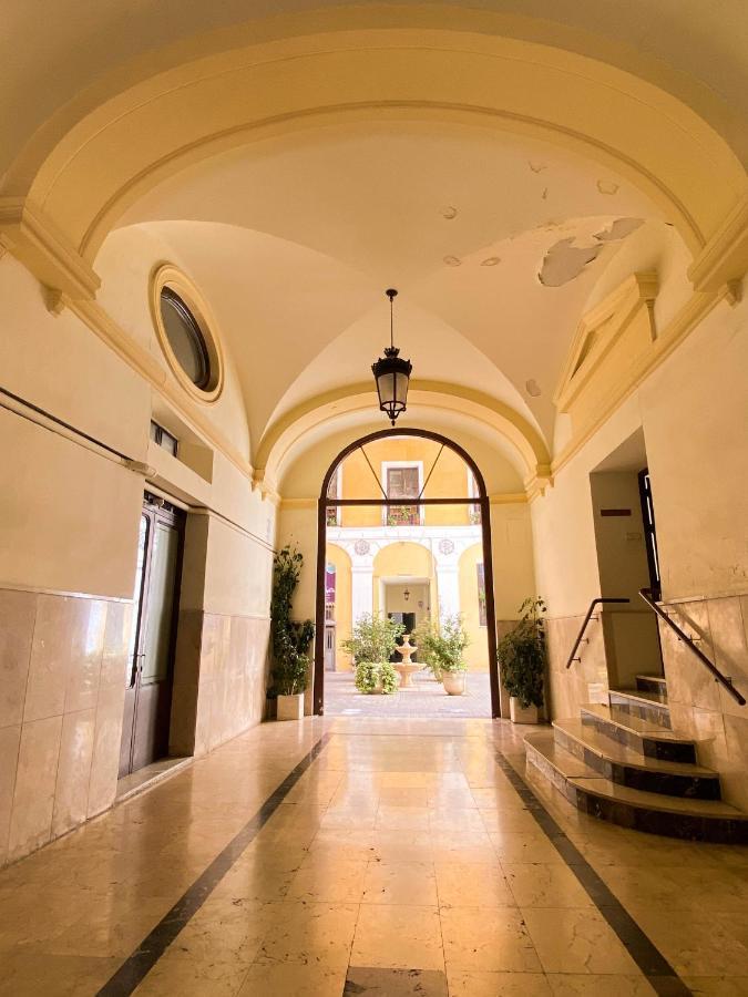 Hostal Andrea Sol Madrid Ngoại thất bức ảnh