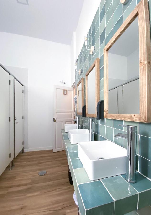 Hostal Andrea Sol Madrid Ngoại thất bức ảnh
